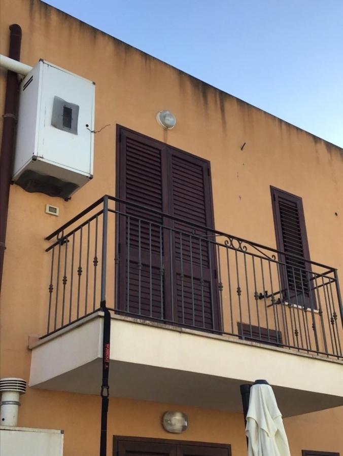 Sebastiano. Appartamento A 1,2 Km Dallo Stagnone Marsala Eksteriør billede